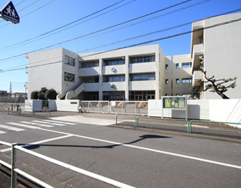 青梅市立新町中学校