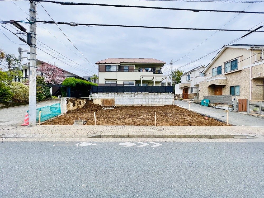 静かな住宅街で、落ち着いた暮らしをゆったりとお過ごしください。