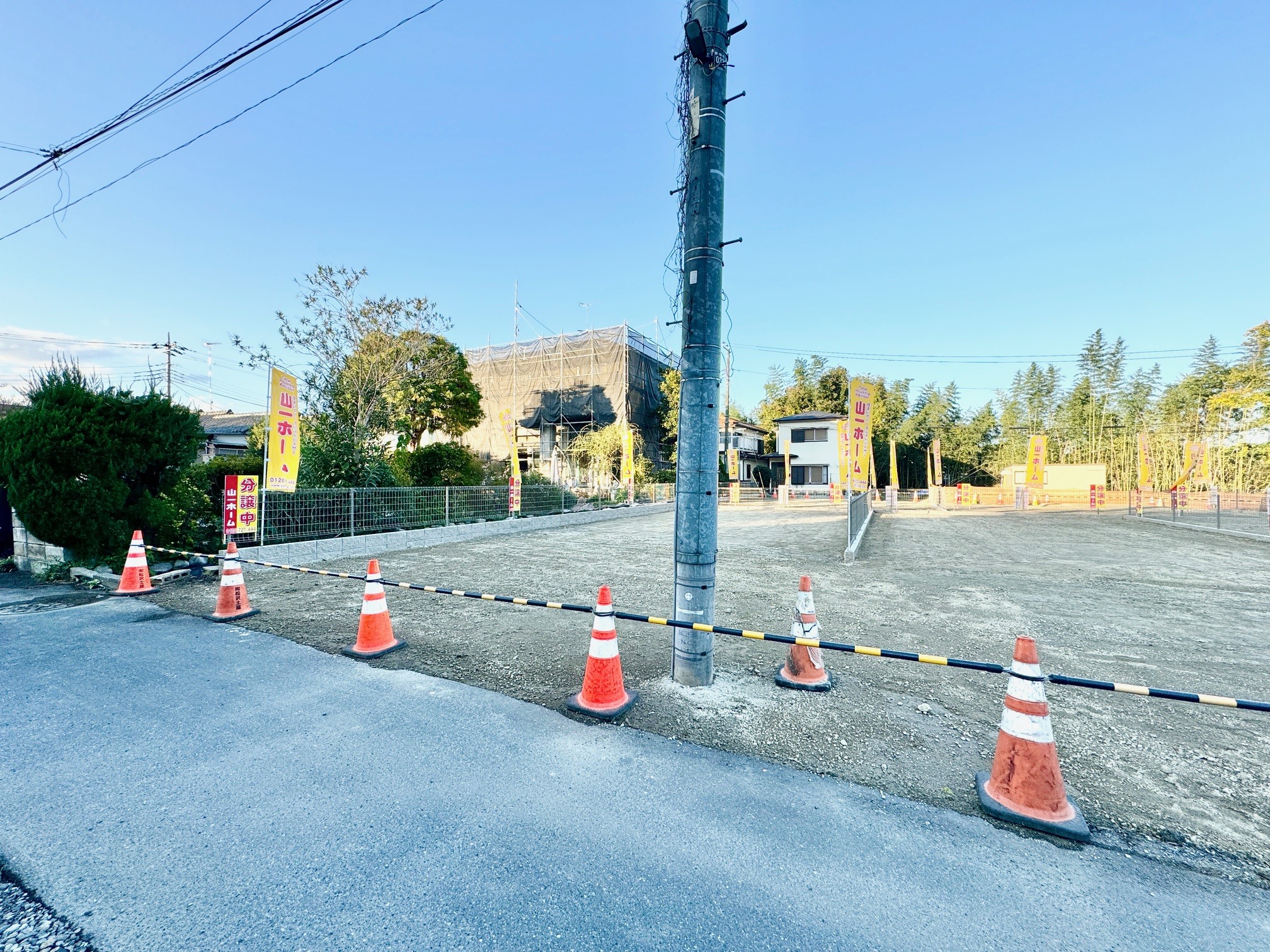 多摩川の美しい水の潤いと豊かな緑に抱かれ、自然を身近に感じることできます。